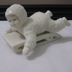 Vintage Dept 56 Snowbabies Winter Tales "HOLD ON TIGHT" On Sled Retired